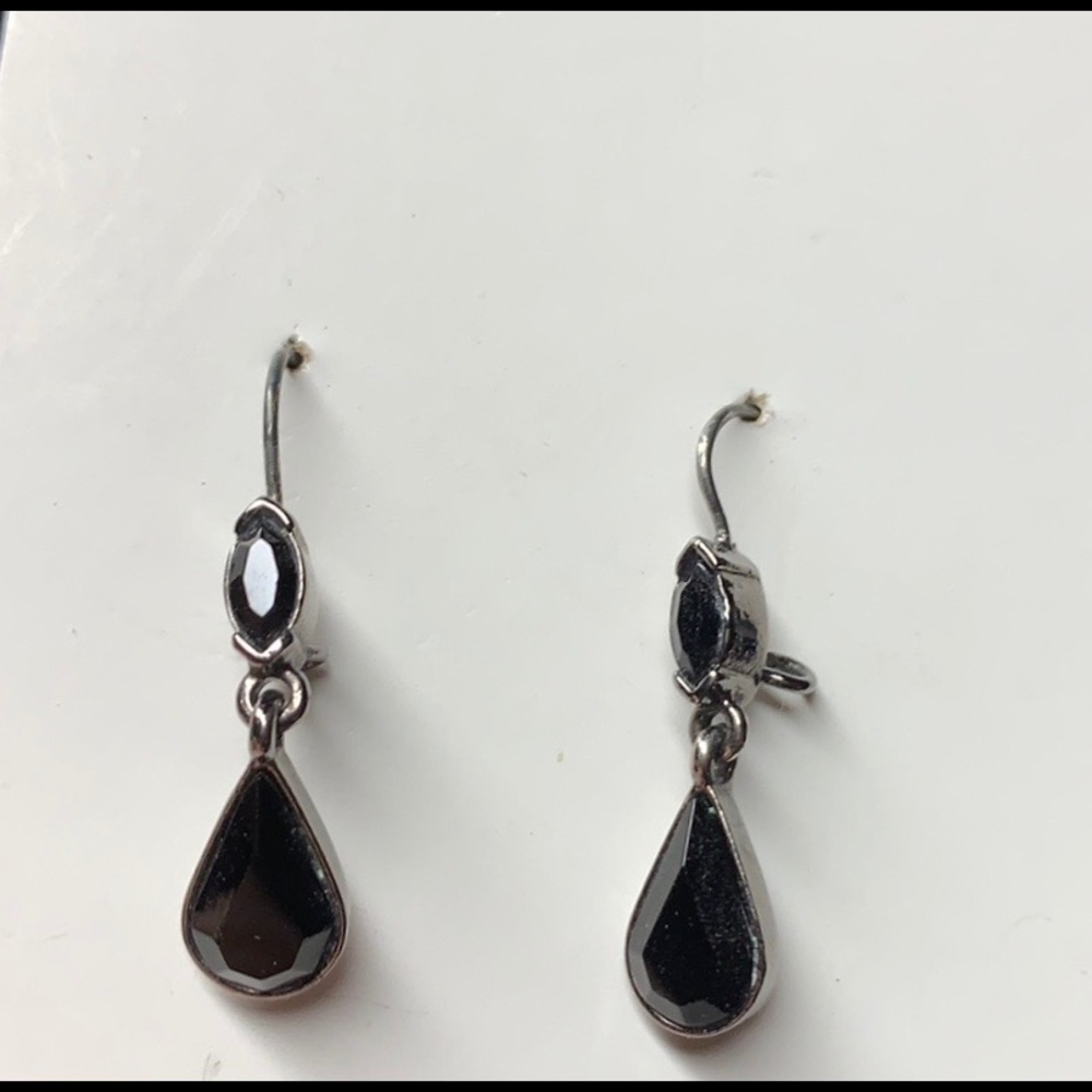 SOLD Black glass lever back earrings. GUC - Picture 5 of 5